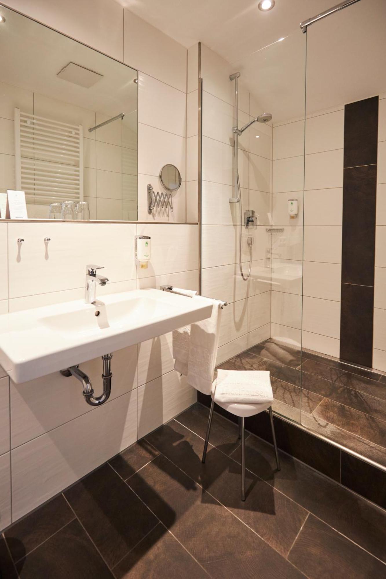 Flair Hotel Gasthof Zum Hirsch Hayingen Exteriör bild