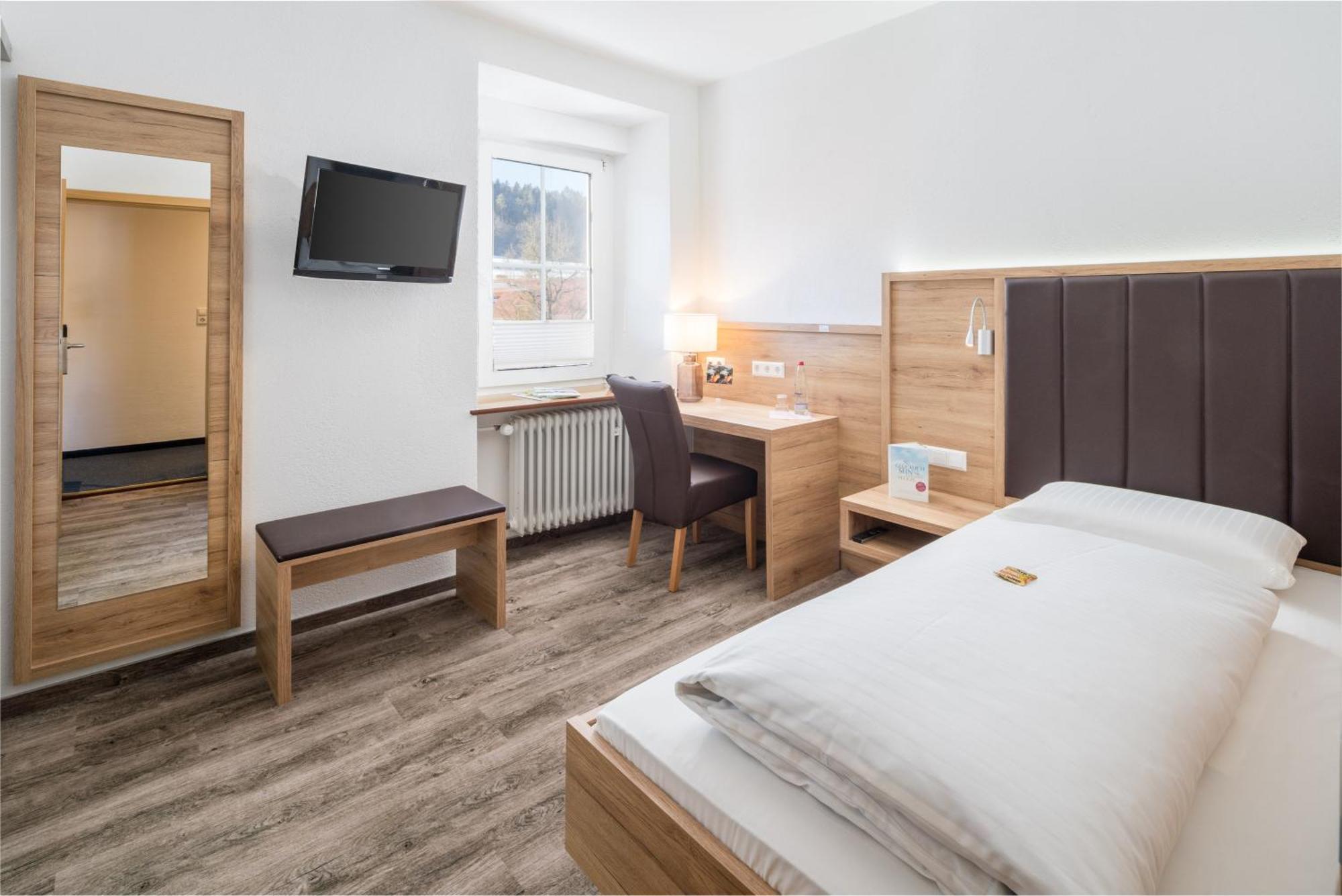 Flair Hotel Gasthof Zum Hirsch Hayingen Exteriör bild