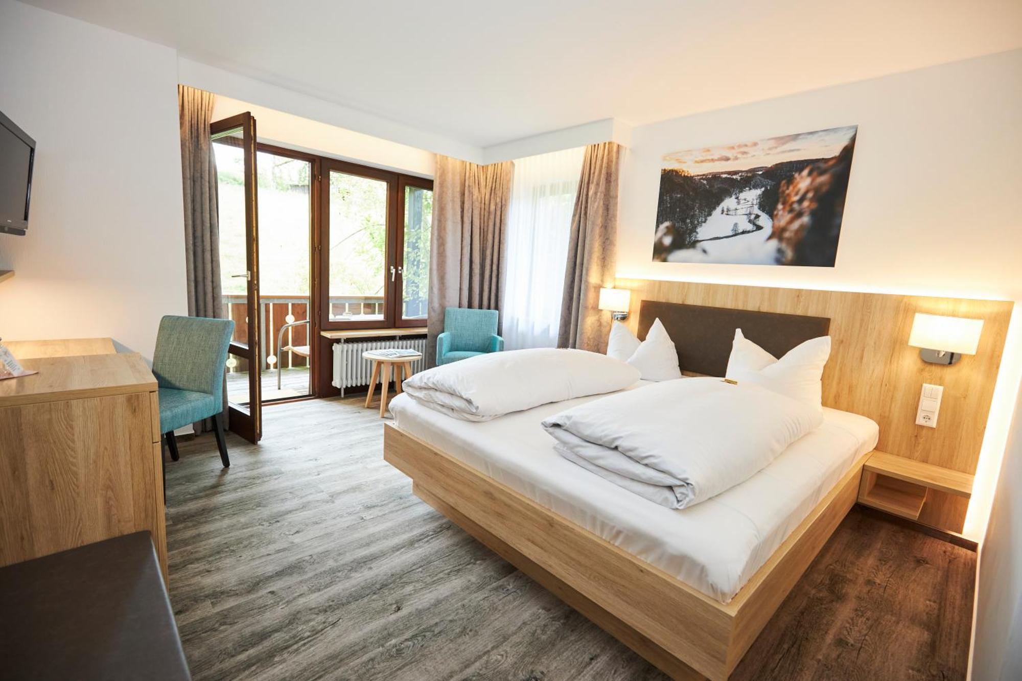 Flair Hotel Gasthof Zum Hirsch Hayingen Exteriör bild